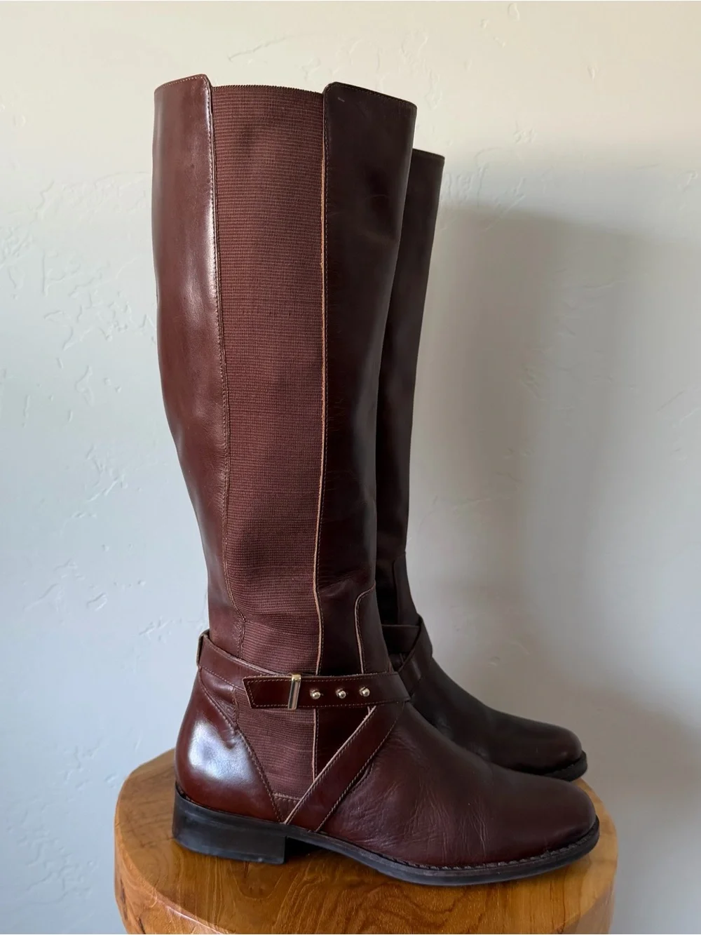 Steve Sydnee Brown leather knee high boots 8.5 with buckle detail